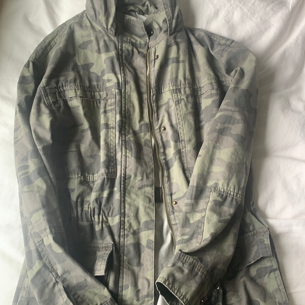 target universal thread camouflage jacket xs